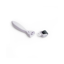 Load image into Gallery viewer, SkinVascious Cosmetic Scalp Roller 0.3 mm