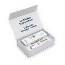 Load image into Gallery viewer, SkinVacious skin roller with carrying case