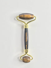 Load image into Gallery viewer, HADAKA TIGER&#39;S EYE FACIAL ROLLER - DOUBLE SIDED 
